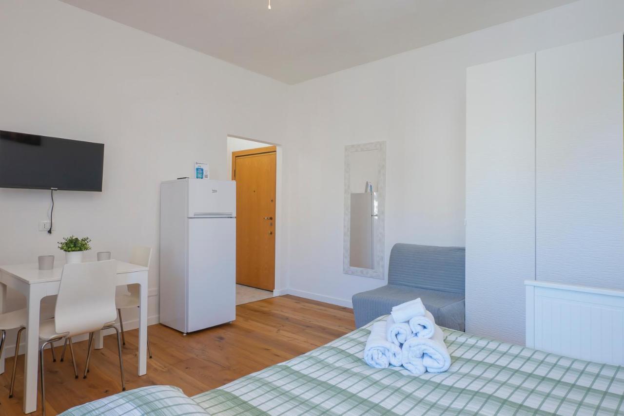 I Host Apartment - Fiuggi 59 Milan Exterior photo